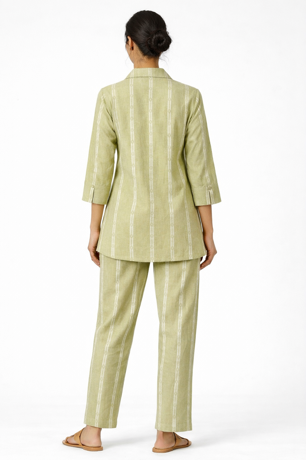 Pista Mayra Ethnic Wear