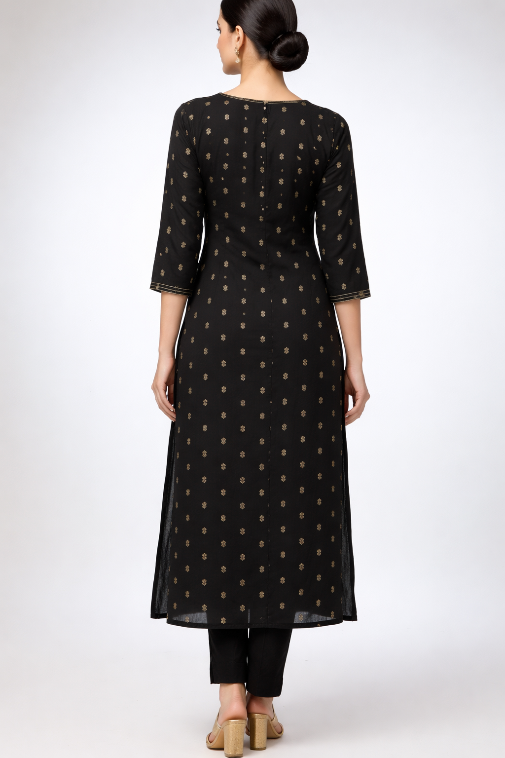 Black Magic Mirror Ethnic Wear