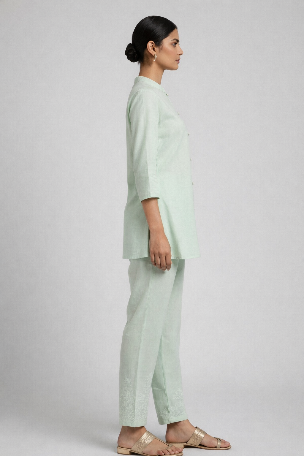 Pista Mayra Ethnic Wear